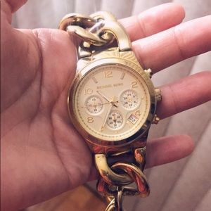 Michael kors watch